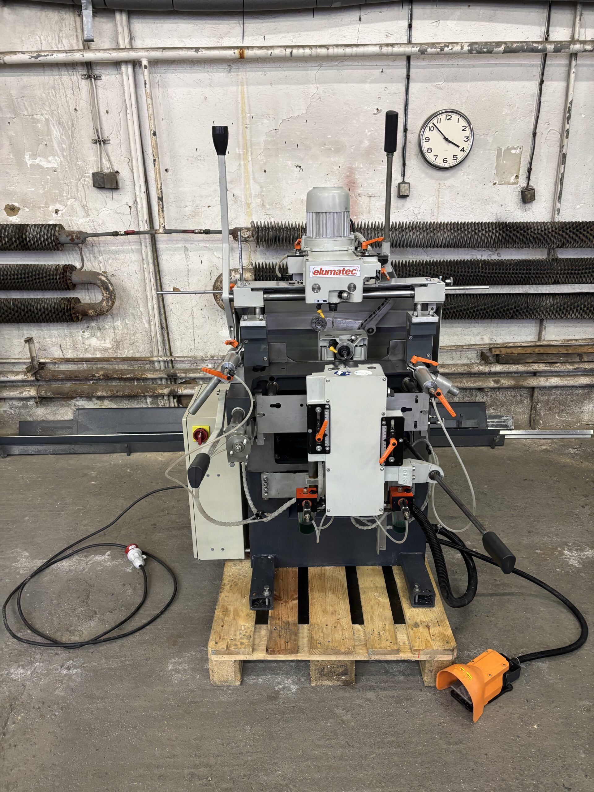 elumatec MGS 73/33 pokosová pila